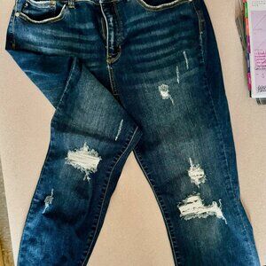 Judy Blue distressed boyfriend jeans